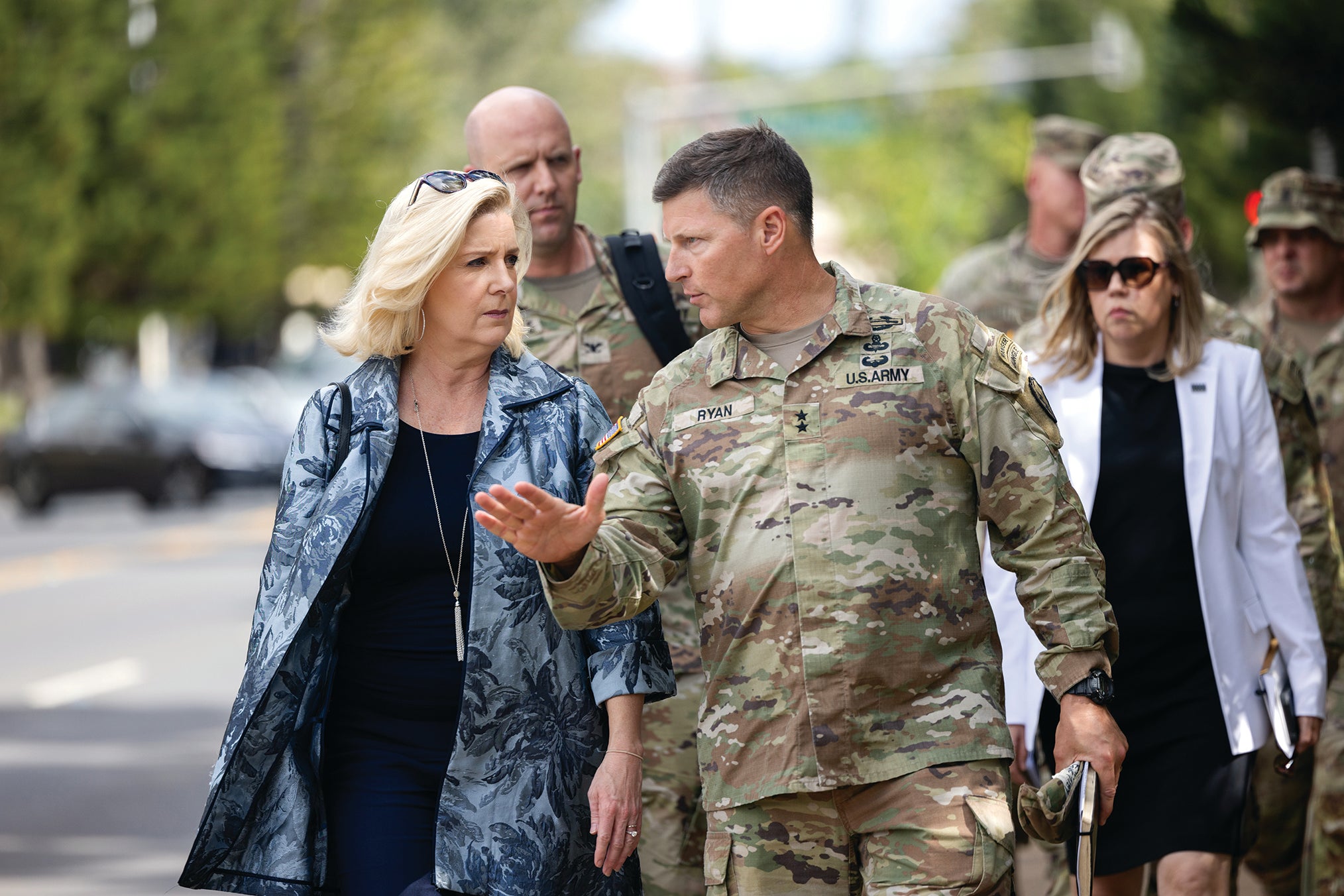 Christine Wormuth, left, the first woman to serve as Army secretary, visits Army facilities in Hawaii. (Credit: U.S. Army/Sgt. Rachel Christensen)